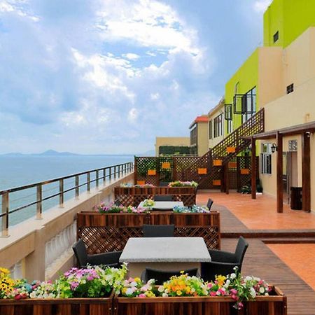 Vienna Classic Hotel Guangdong Yangxi Moon Bay Ngoại thất bức ảnh