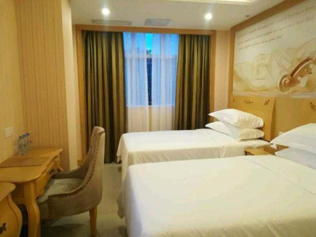 Vienna Classic Hotel Guangdong Yangxi Moon Bay Ngoại thất bức ảnh