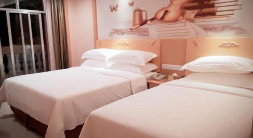 Vienna Classic Hotel Guangdong Yangxi Moon Bay Ngoại thất bức ảnh
